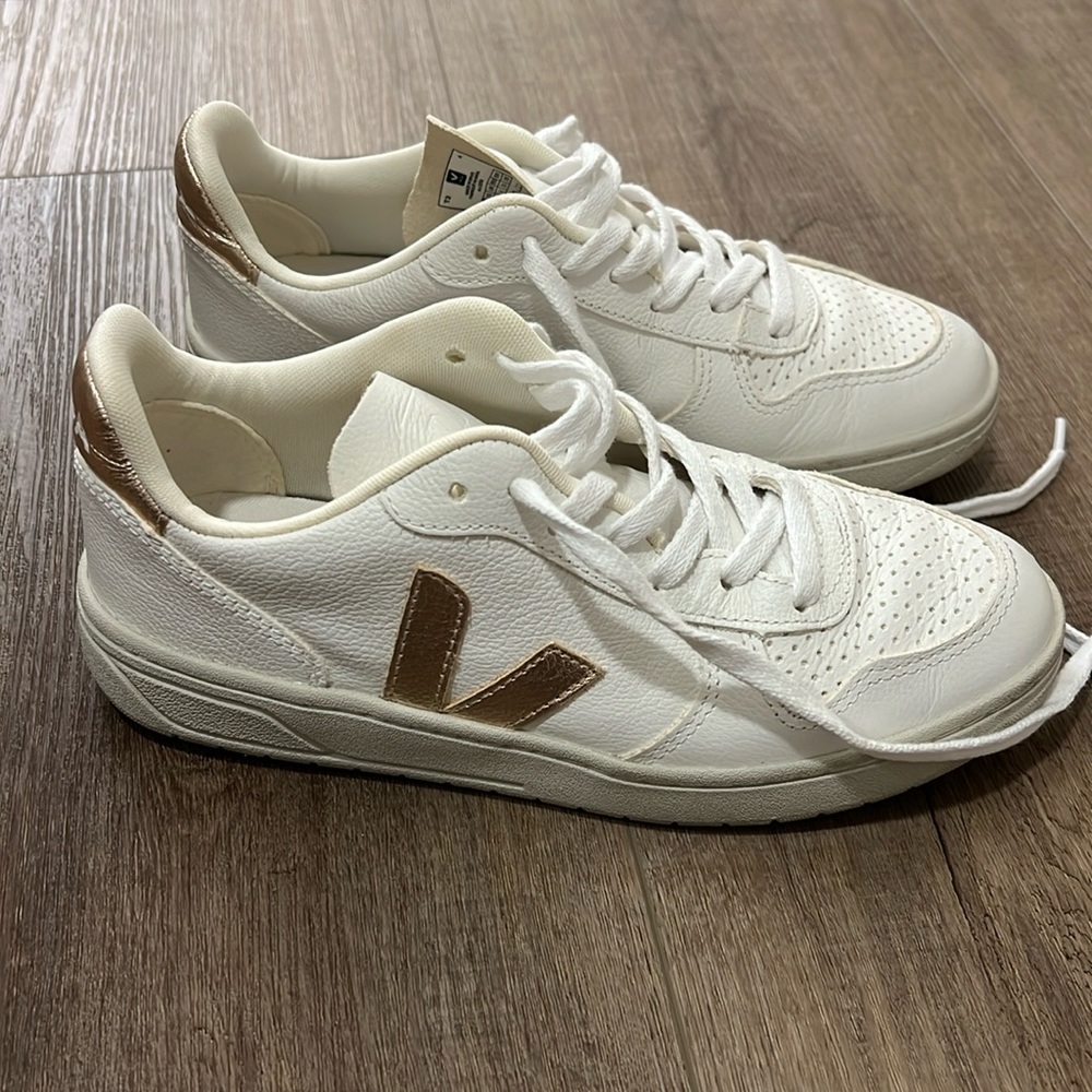 Veja V-10 Sneaker Extra-White Platine